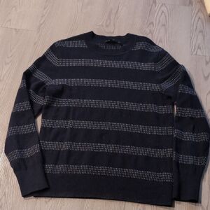 Great Condition THEORY sweater Size Medium